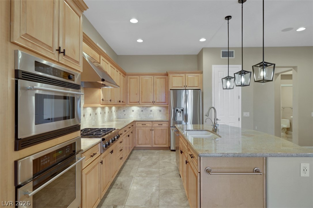 15 Oro Valley Drive