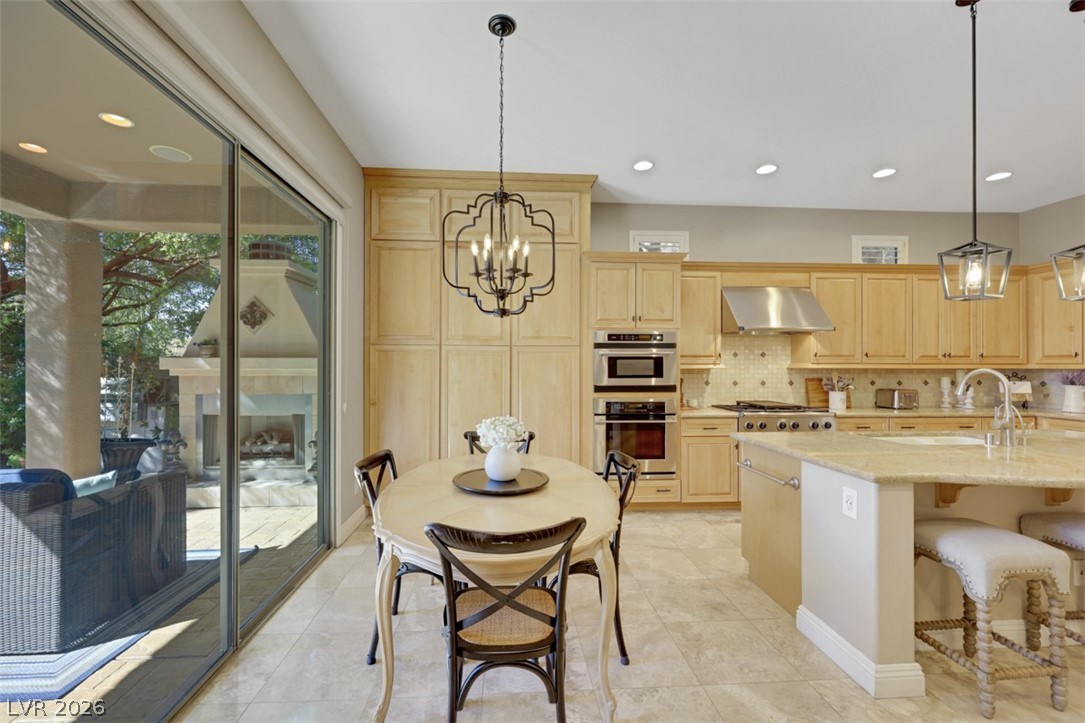 15 Oro Valley Drive