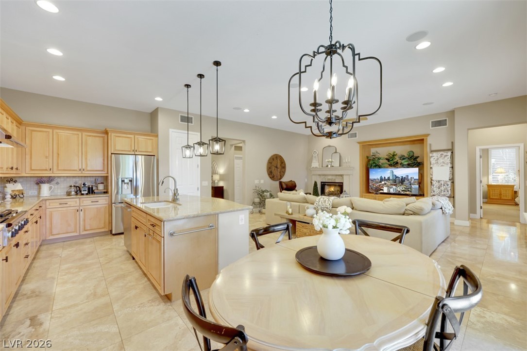 15 Oro Valley Drive