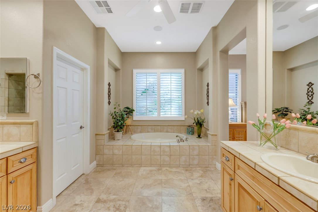 15 Oro Valley Drive