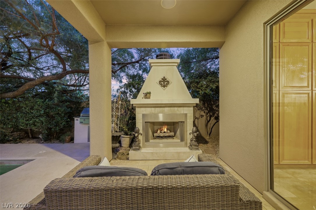 15 Oro Valley Drive