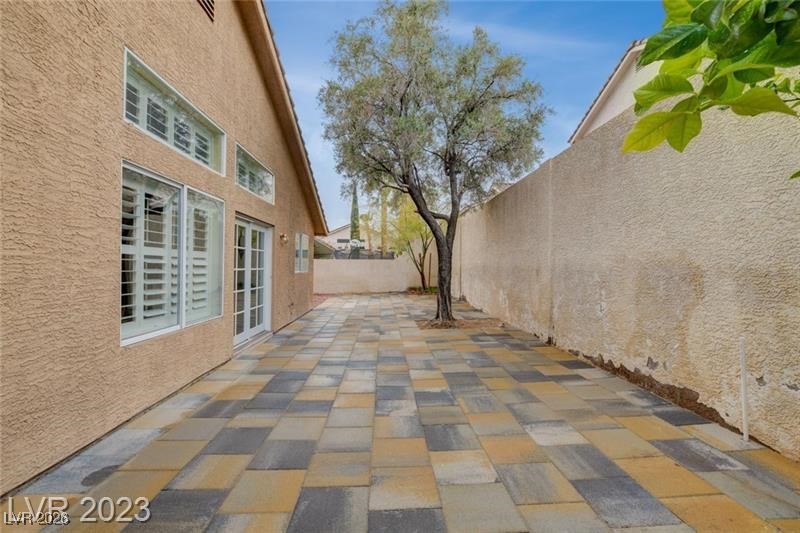 1609 Vespertina Court