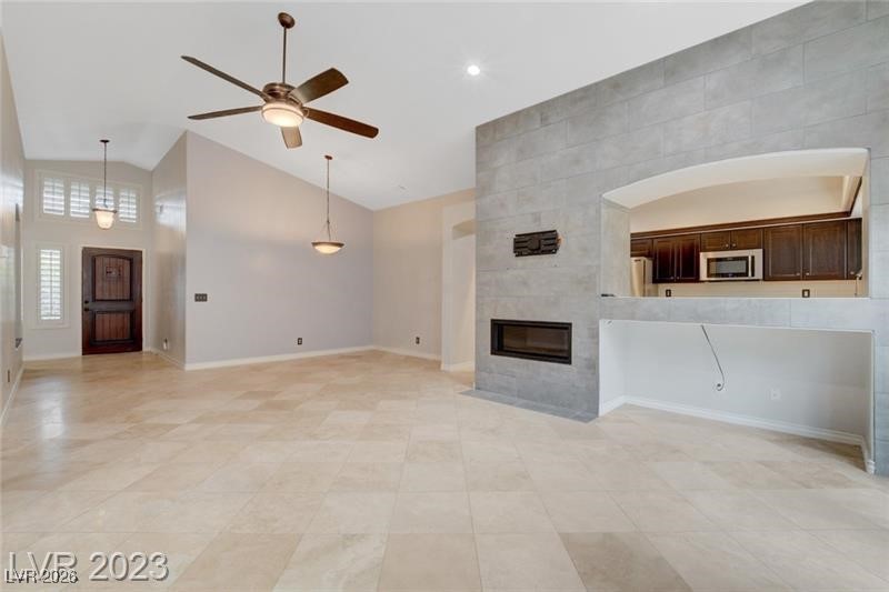 1609 Vespertina Court