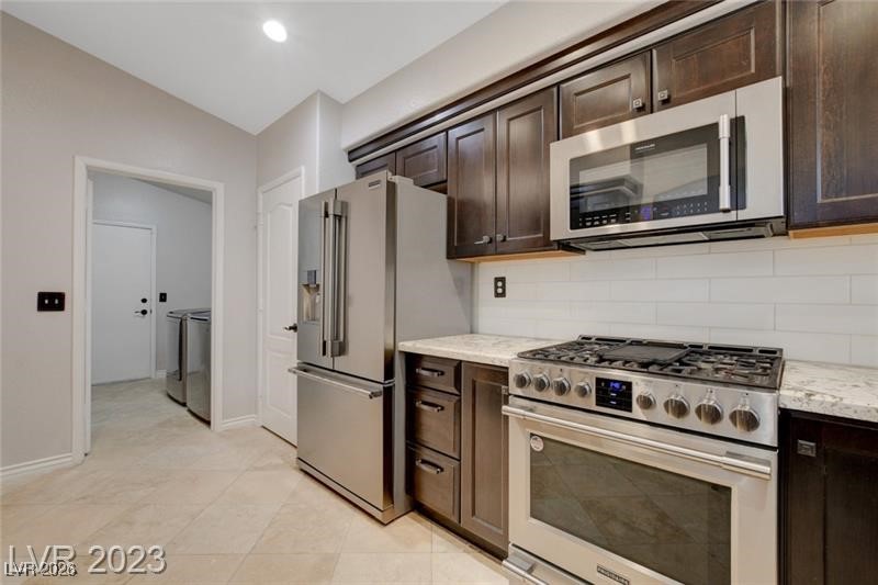 1609 Vespertina Court