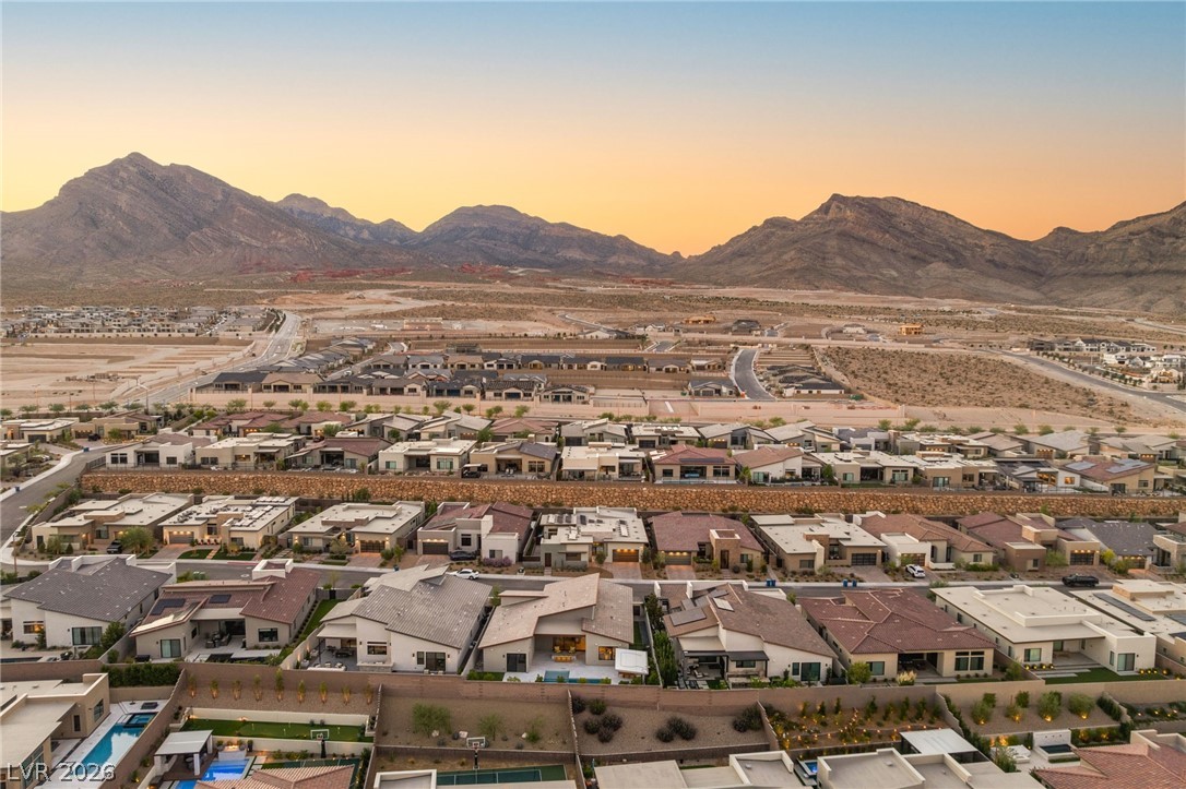 445 Cliff Terrace Avenue