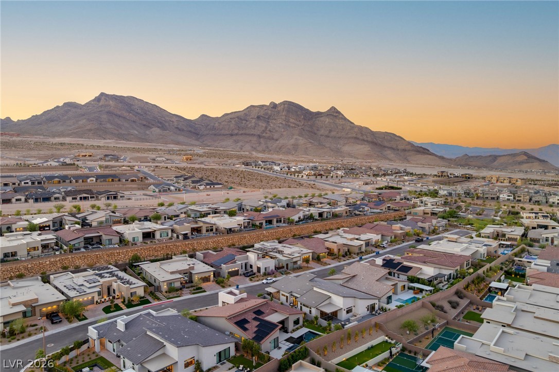 445 Cliff Terrace Avenue