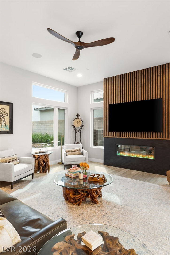 445 Cliff Terrace Avenue