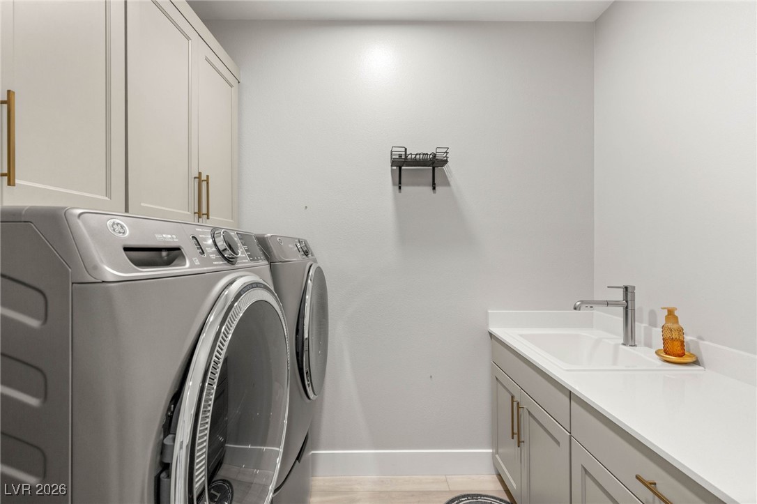 445 Cliff Terrace Avenue