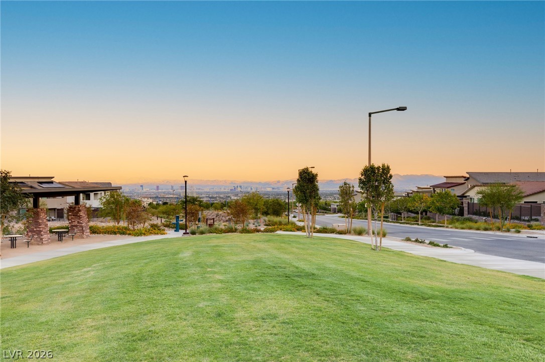 445 Cliff Terrace Avenue