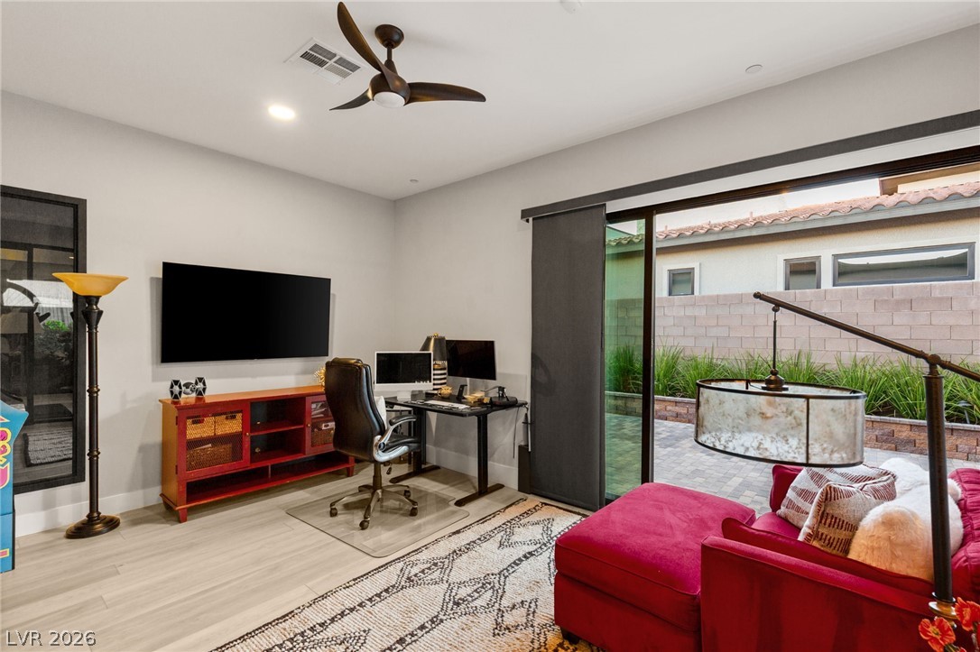 445 Cliff Terrace Avenue