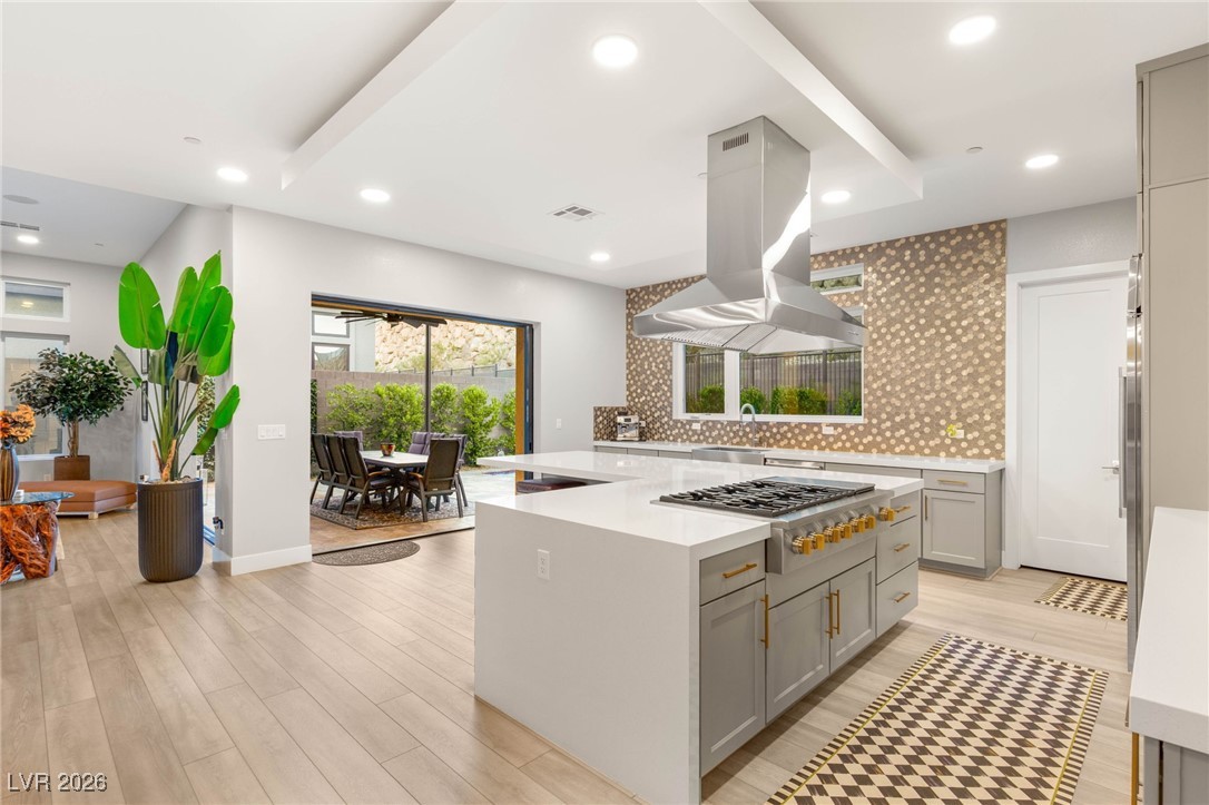 445 Cliff Terrace Avenue