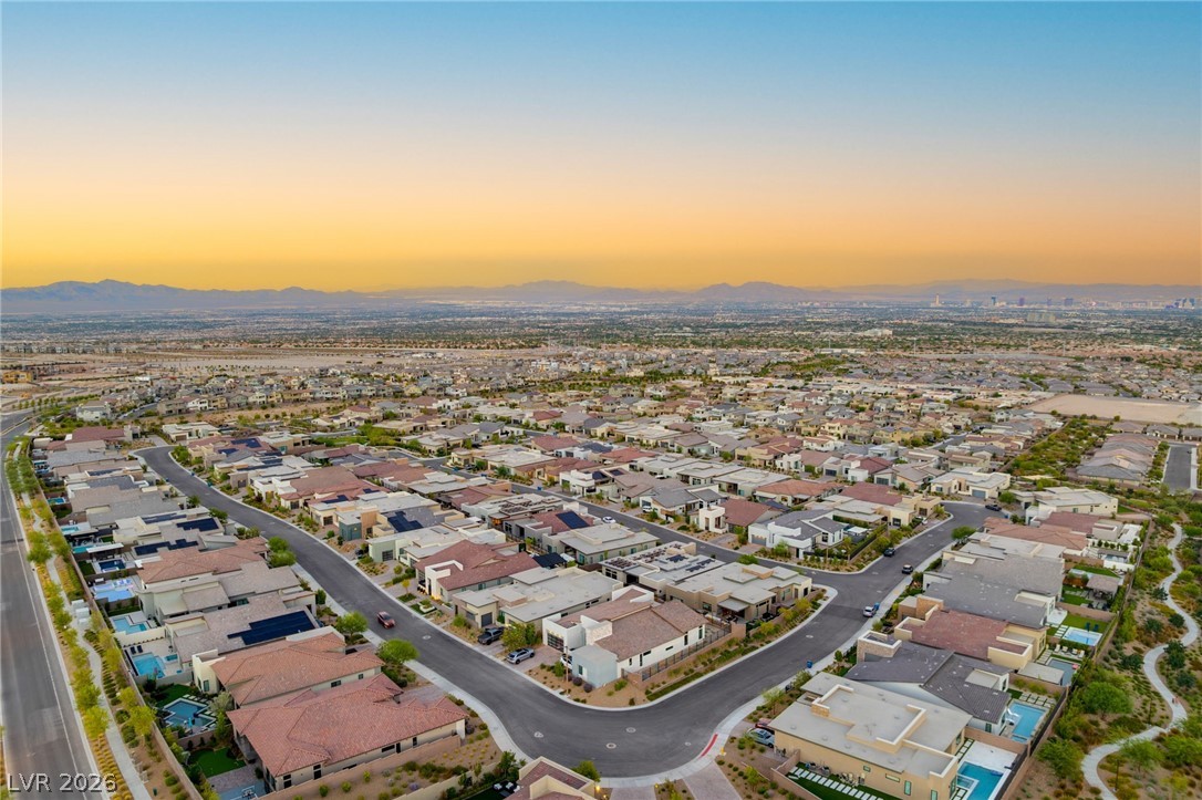 445 Cliff Terrace Avenue