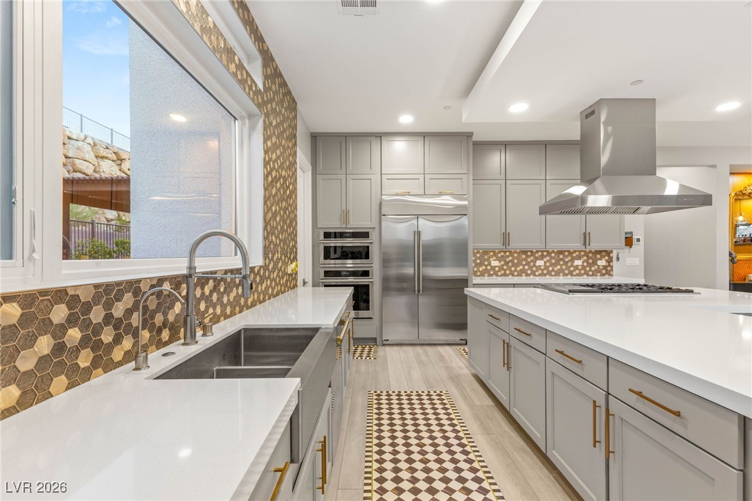 445 Cliff Terrace Avenue