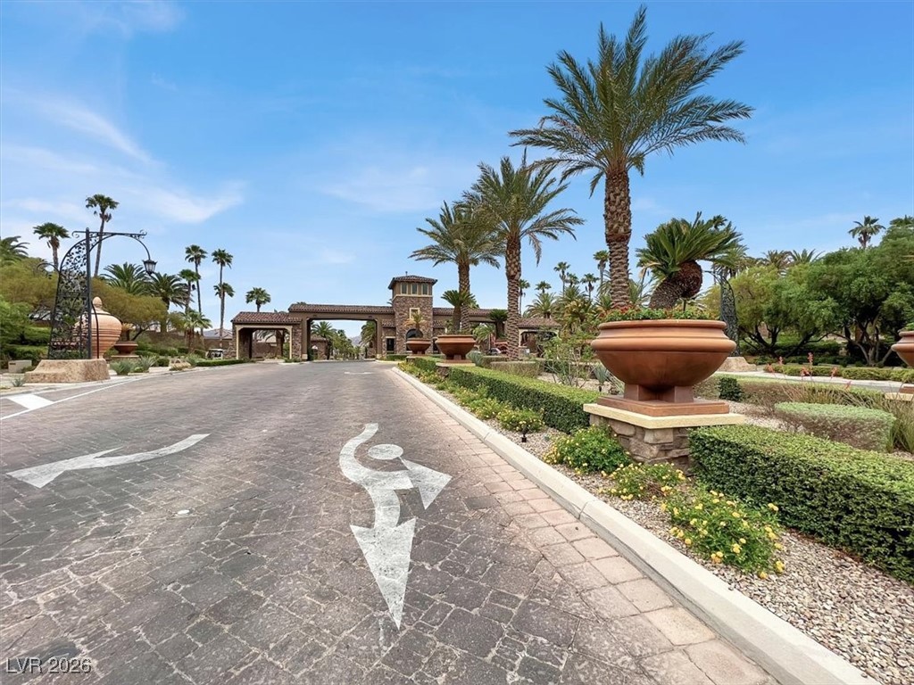 1176 Via Della Costrella