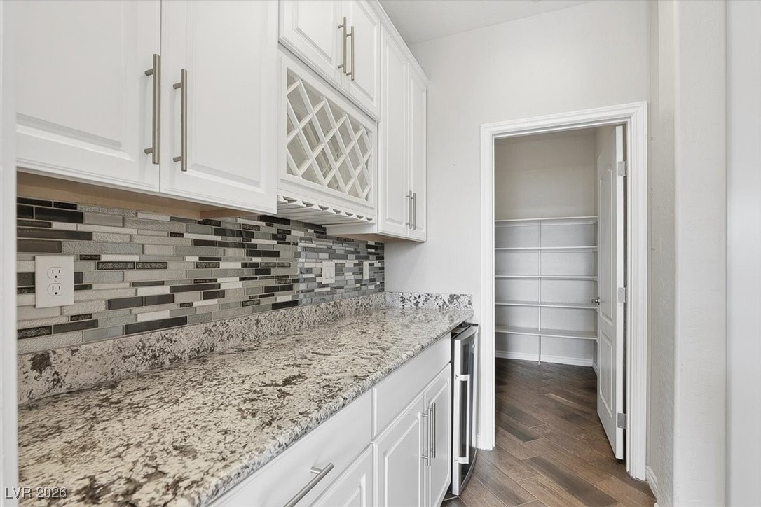 1176 Via Della Costrella