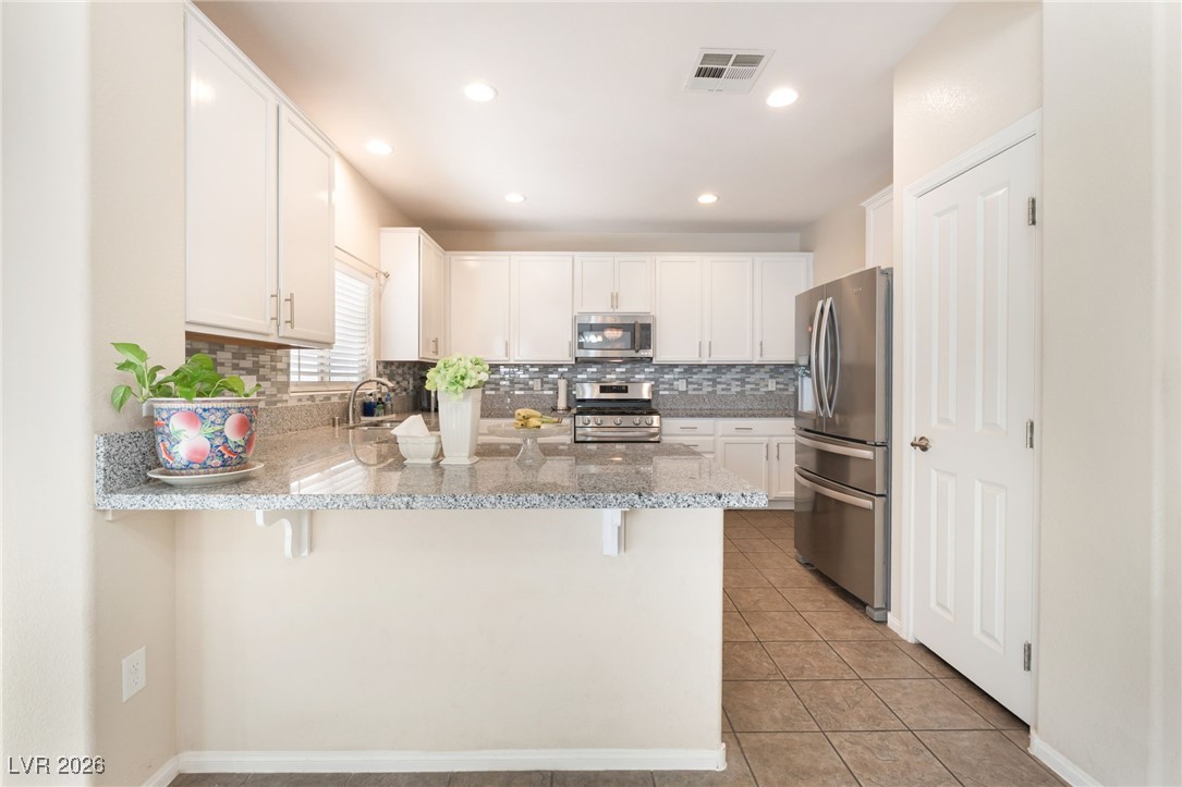 1413 Nature Loop Avenue