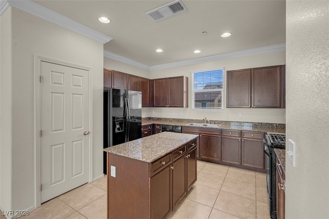 4603 Woolcomber Street