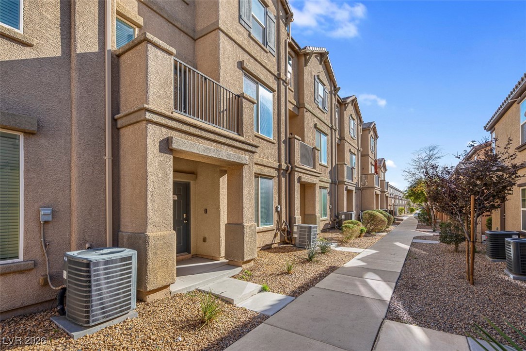 4603 Woolcomber Street