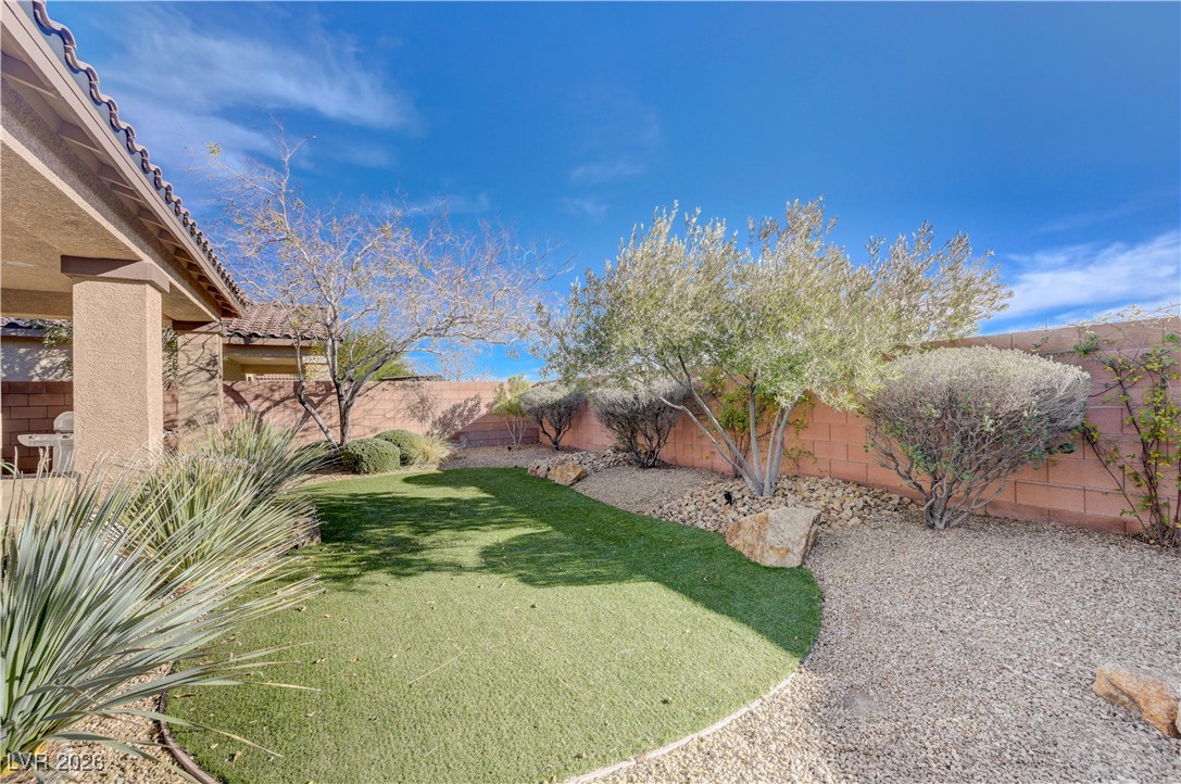 7301 Sunny Countryside Avenue