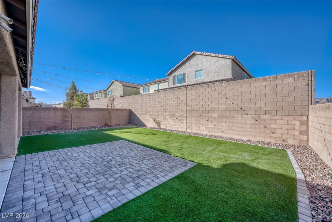 9061 Field Maple Street