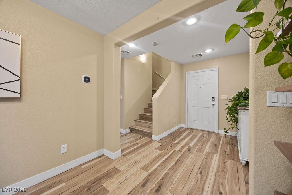 10423 Wildflower Gully Street