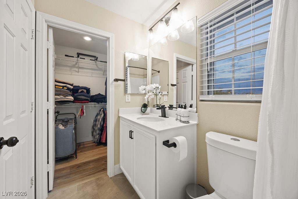 10423 Wildflower Gully Street