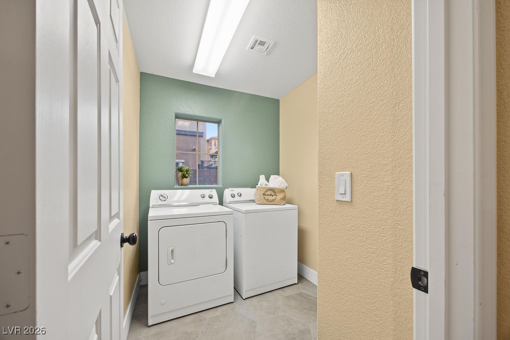 10423 Wildflower Gully Street