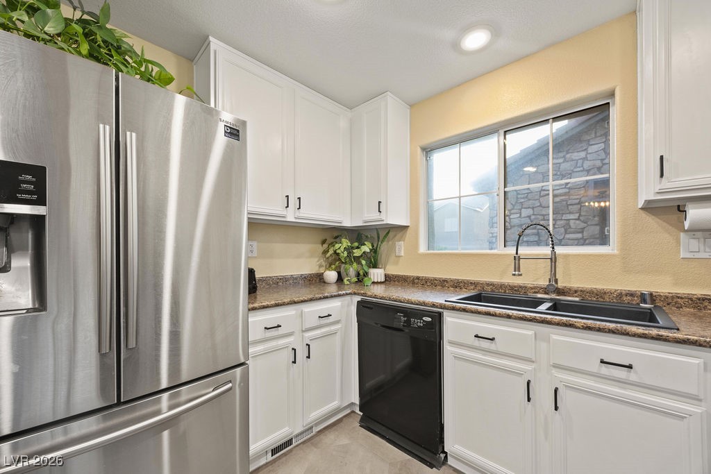 10423 Wildflower Gully Street