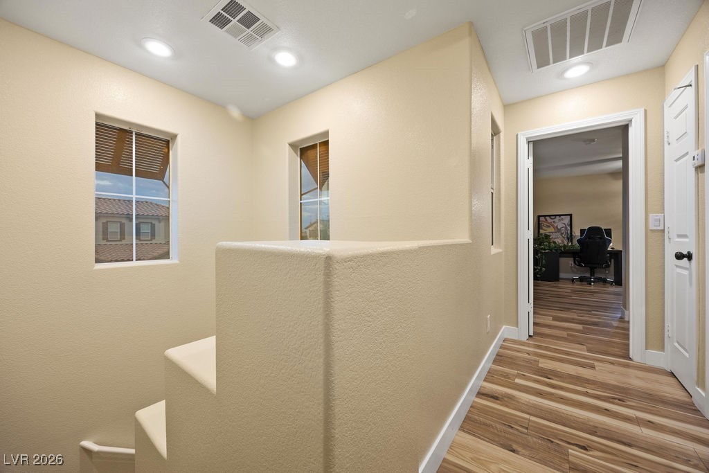 10423 Wildflower Gully Street