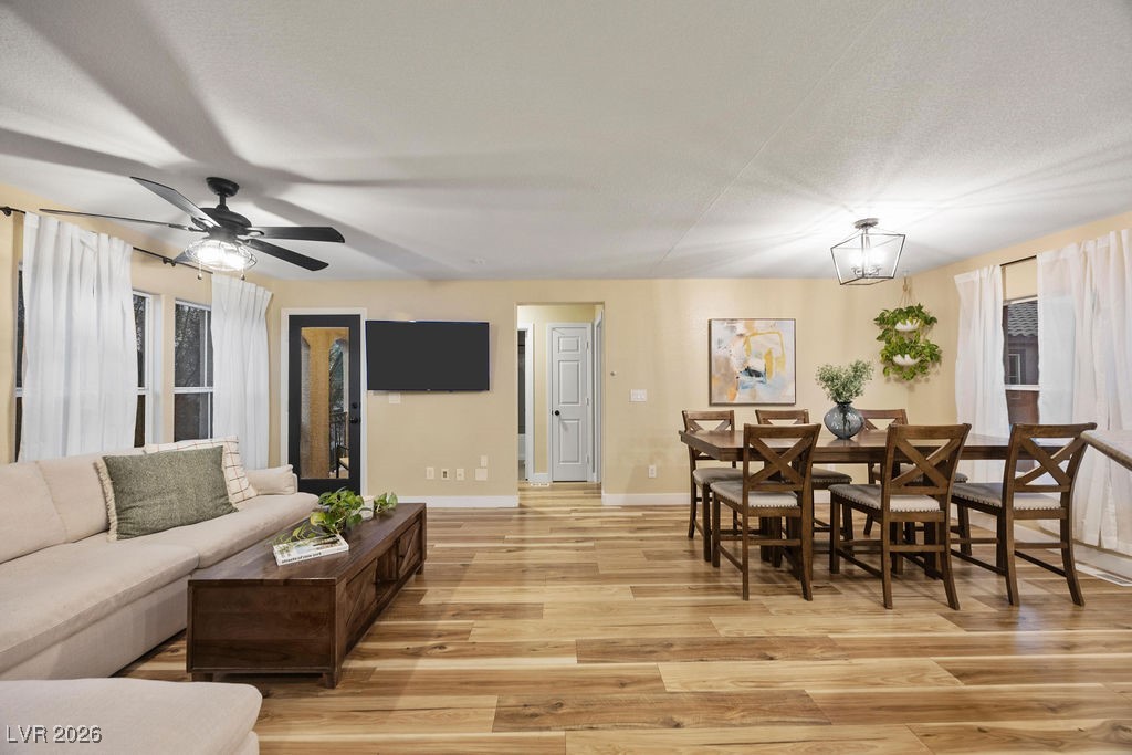 10423 Wildflower Gully Street