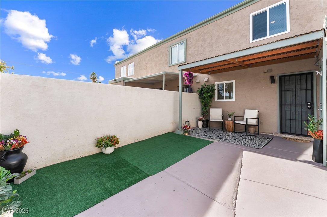 5911 Vegas Drive
