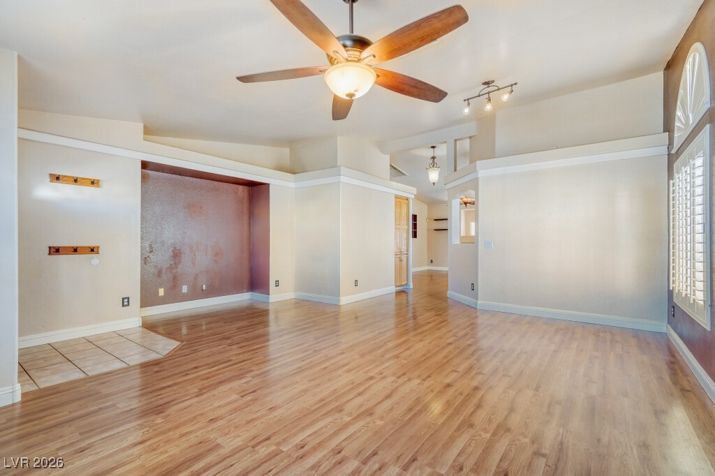 1883 Silver Breeze Avenue