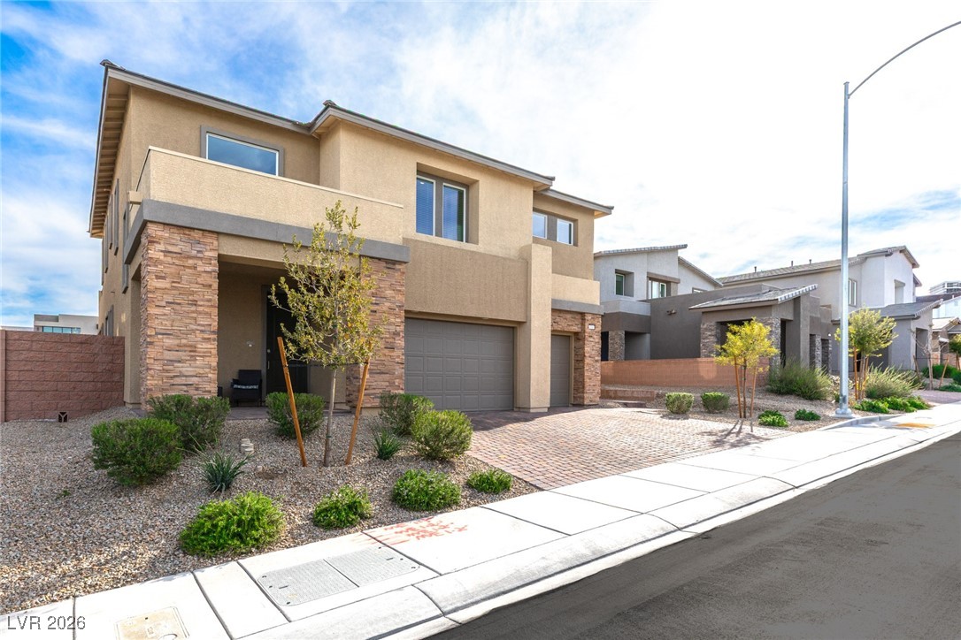 194 Viento Ridge Street