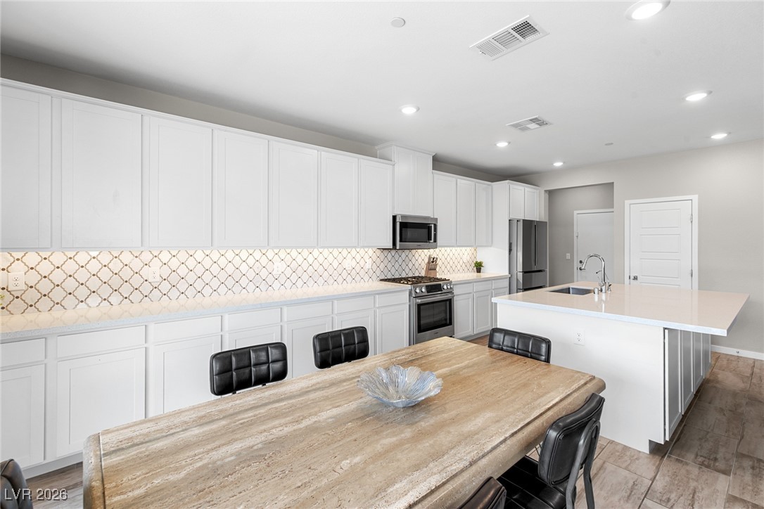 194 Viento Ridge Street