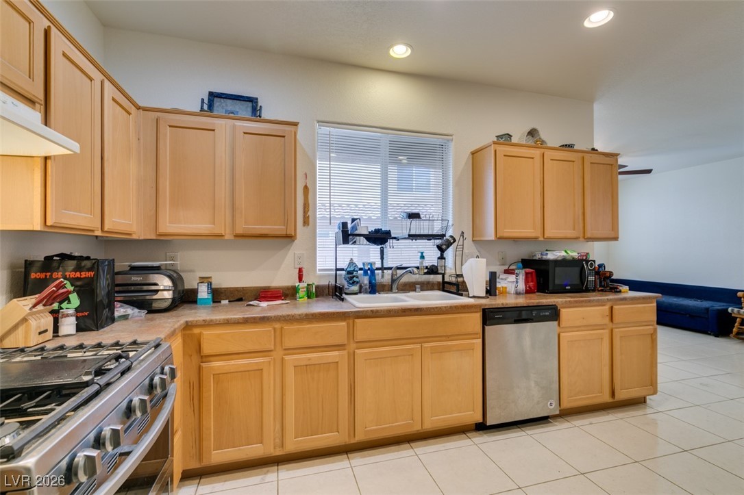 10504 El Cerrito Chico Street