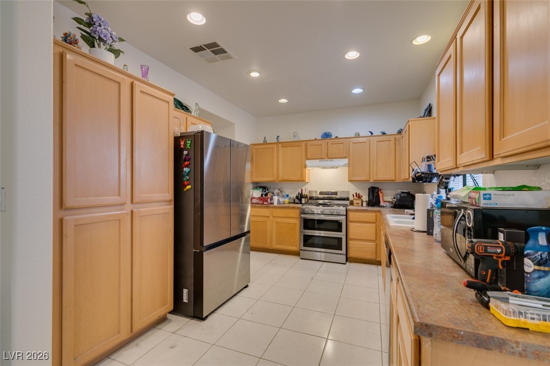 10504 El Cerrito Chico Street