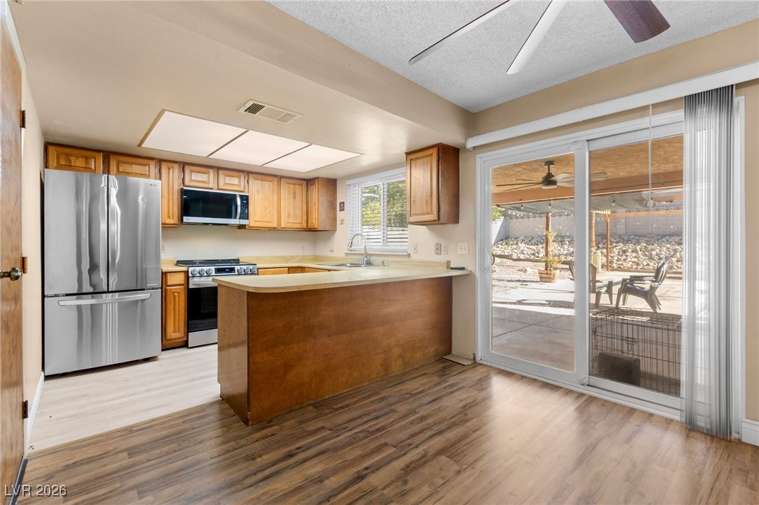 1422 Calmview Place