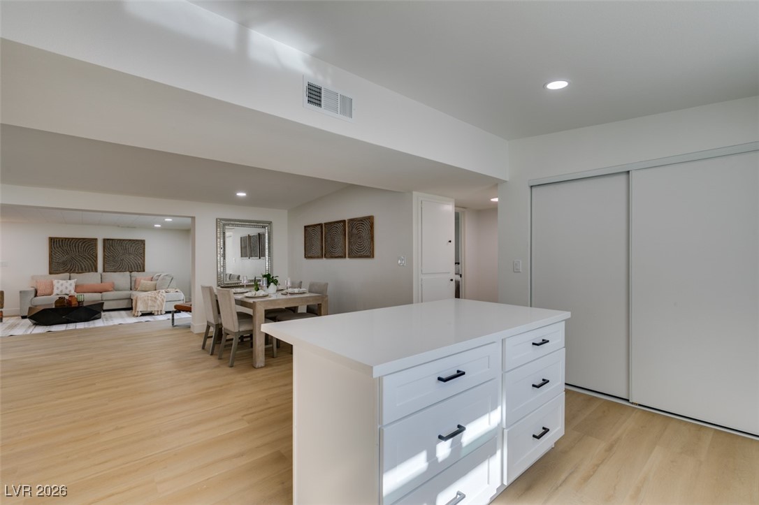 1914 La Vante Avenue