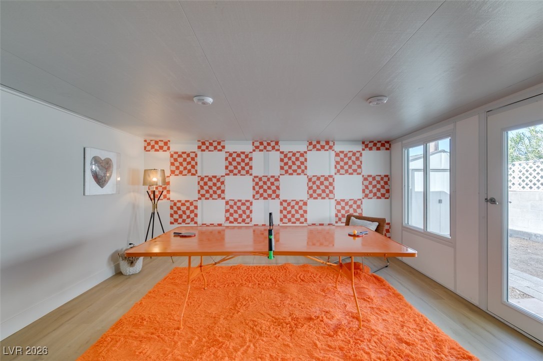 1914 La Vante Avenue