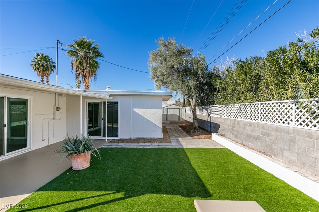 1914 La Vante Avenue