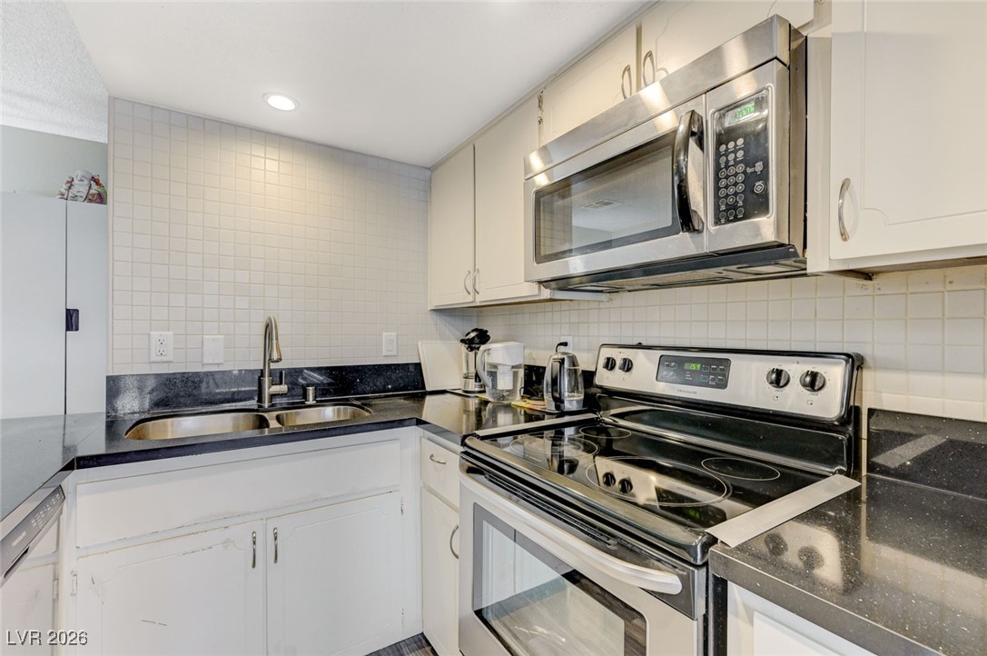 1016 Willow Tree Drive B