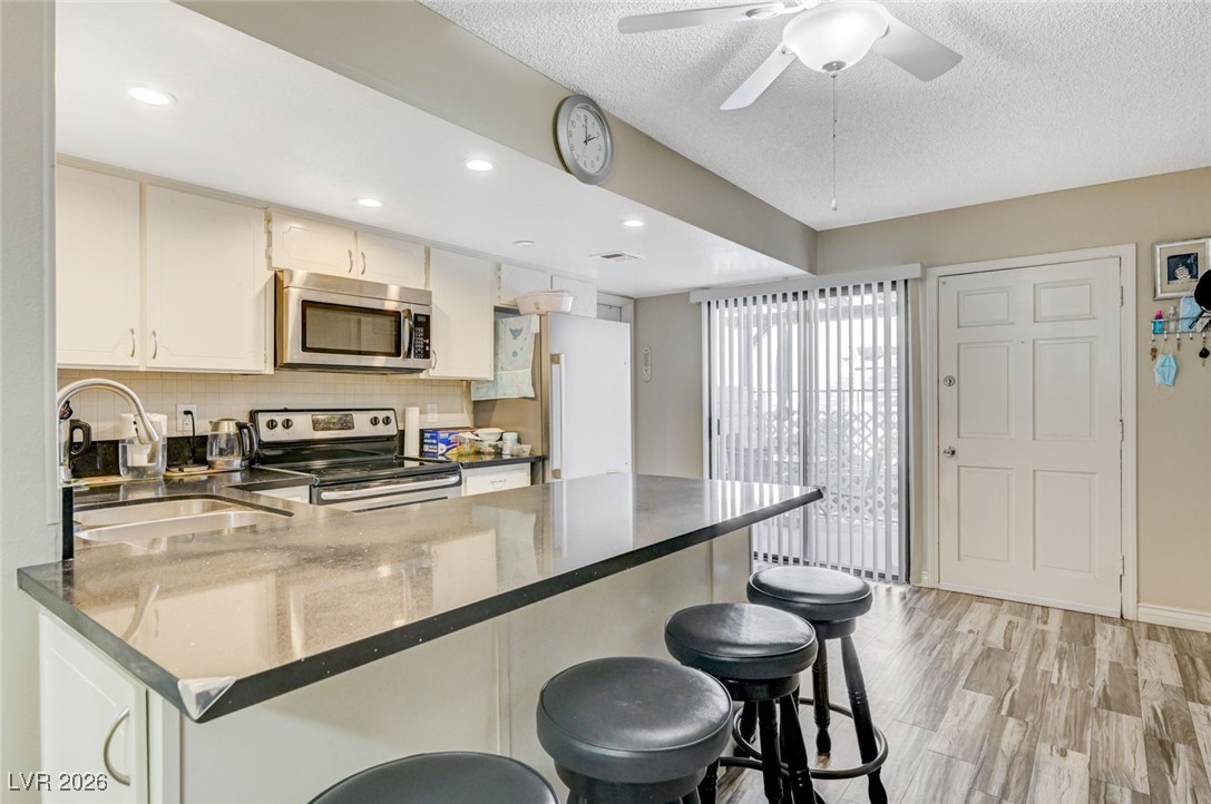 1016 Willow Tree Drive B