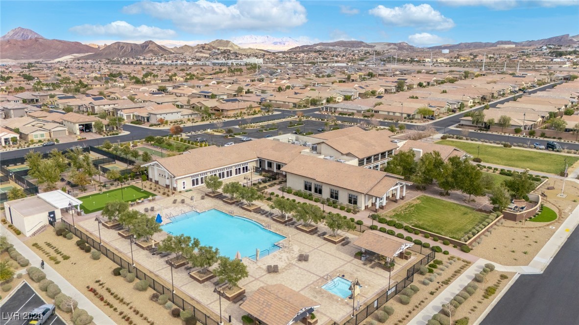 336 Verdi Falls Avenue