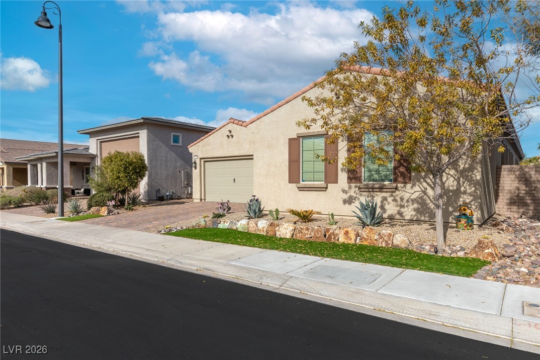 336 Verdi Falls Avenue