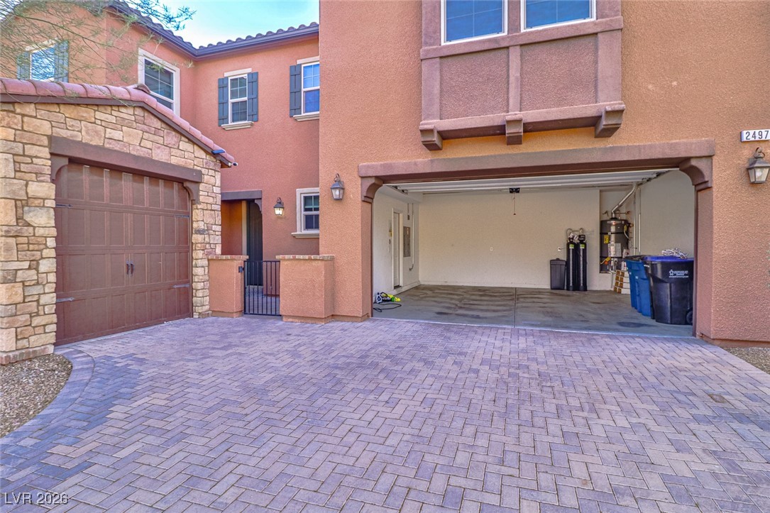 2497 Birch Hollow Street