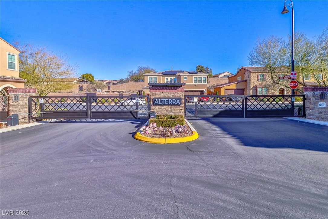2497 Birch Hollow Street