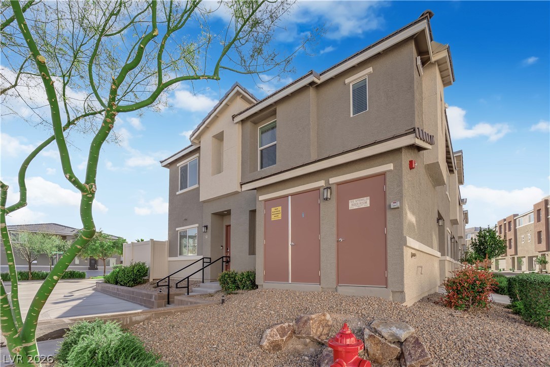2872 Atomic Tangerine Way 1