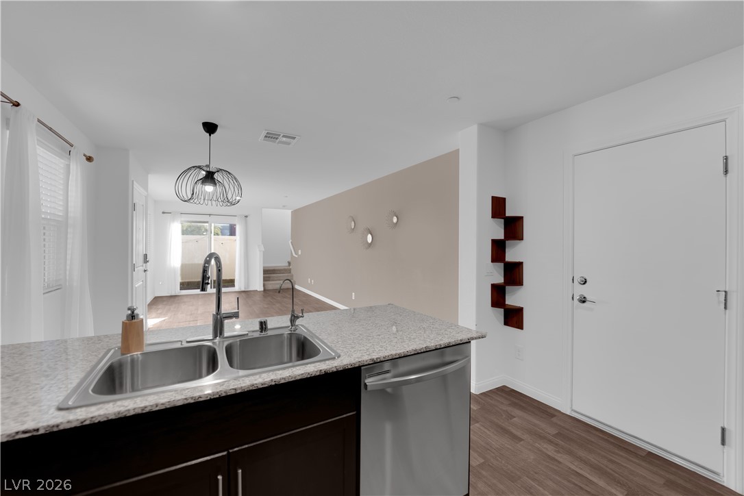 2872 Atomic Tangerine Way 1
