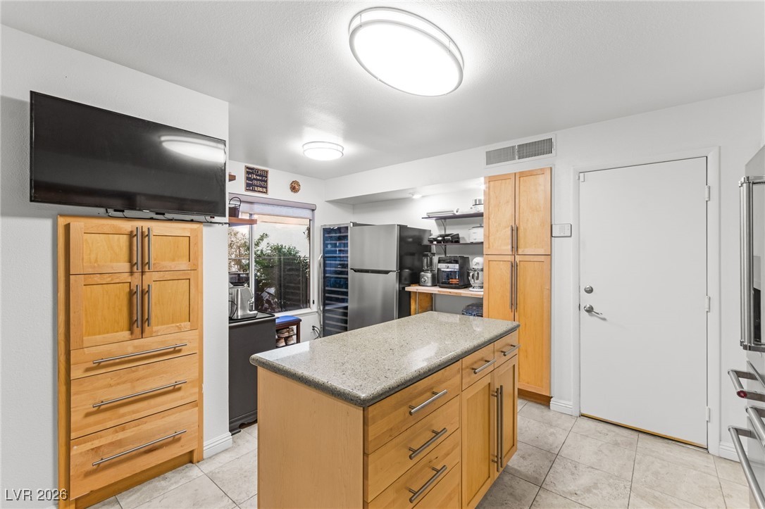 2608 Seashore Drive