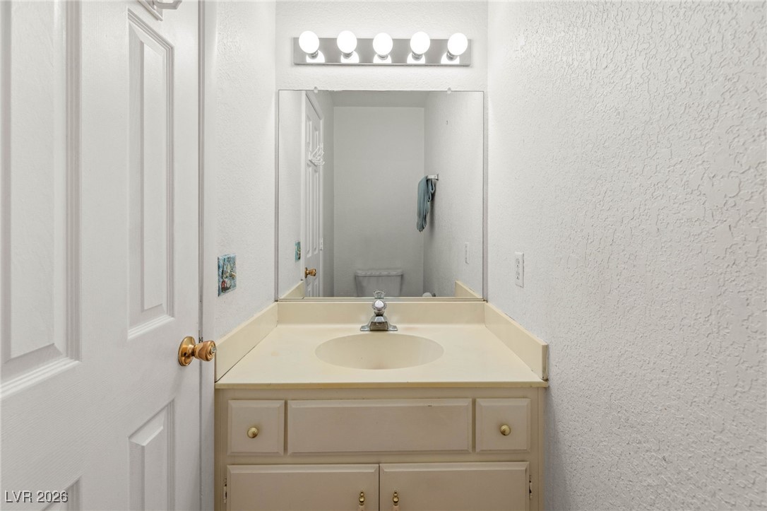 1542 Champagne Circle